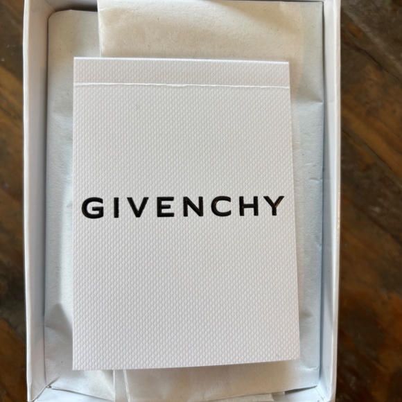 Givenchy Card Holder - Picture 4 of 5